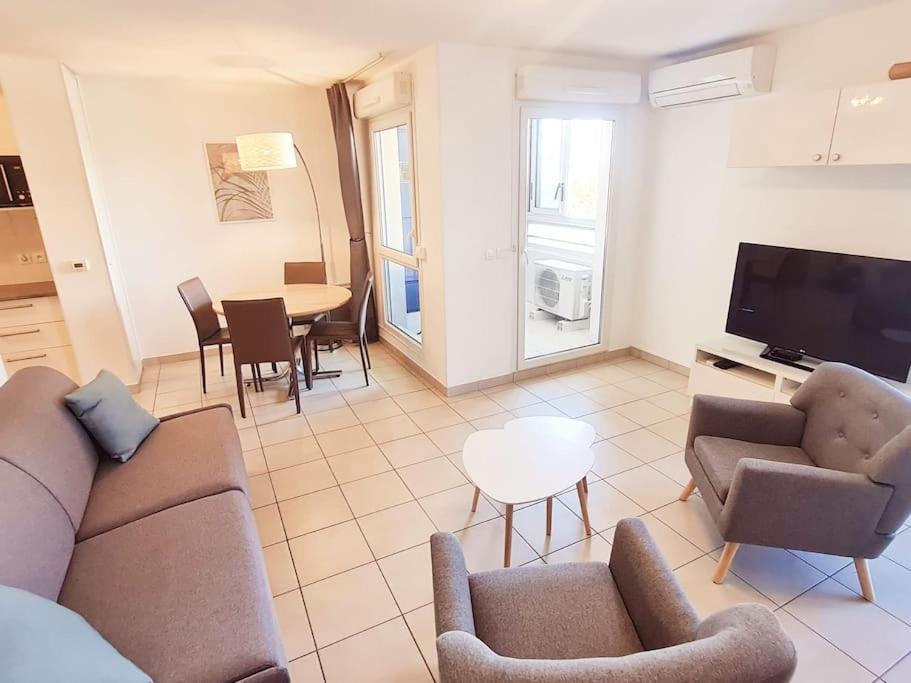 Studio A La Mer Avec Piscine Sète Extérieur photo